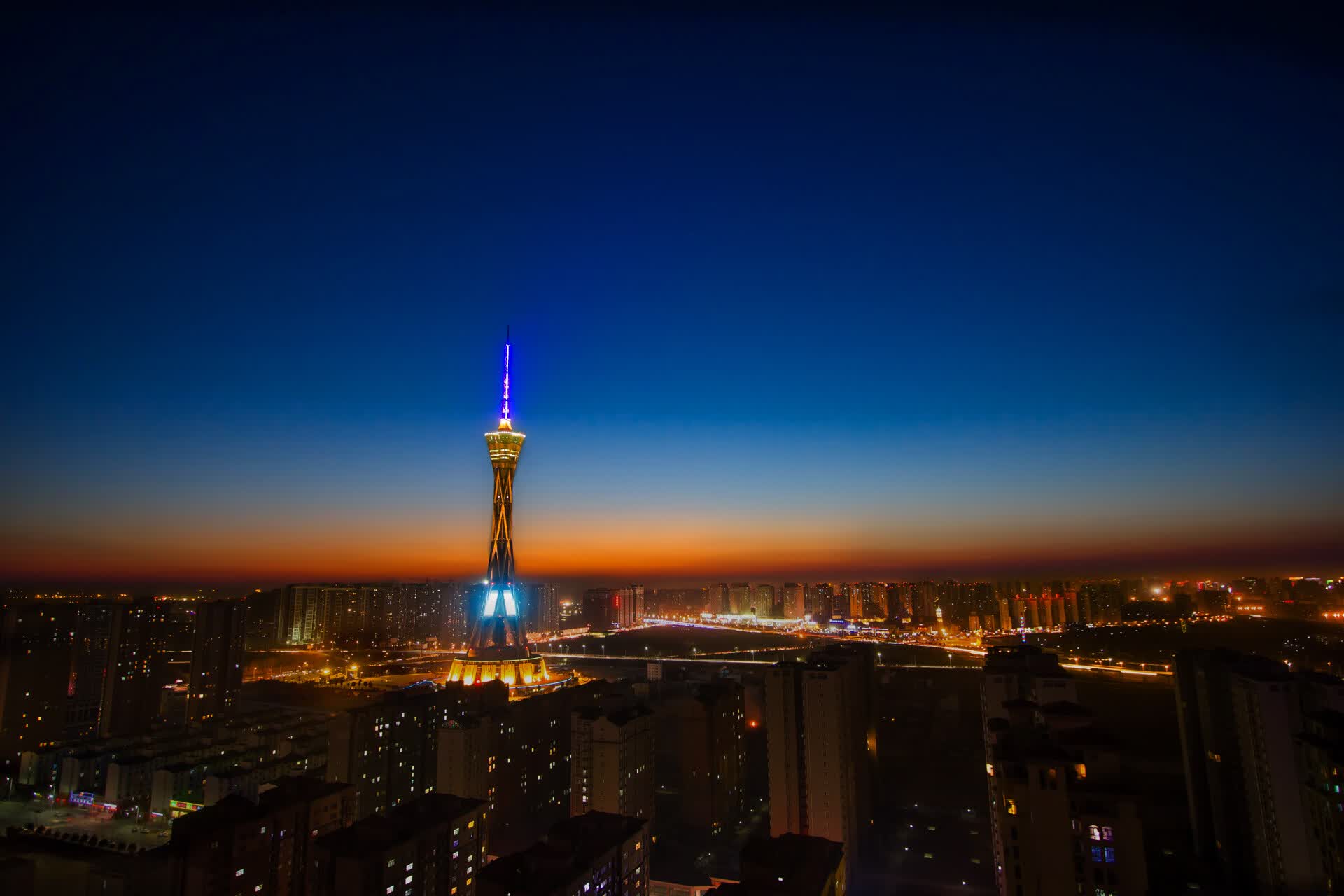 世界滑板公开赛技术动作再升级，世界滑板公开赛技术动作再升级视频